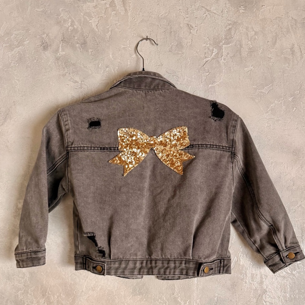 ✨ Petite Hailey (PH Play) Girls Distressed Denim Jacket – Size 8 ✨